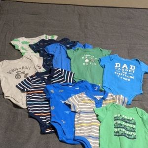 Bundle of 10 Old Navy short-sleeved onesies